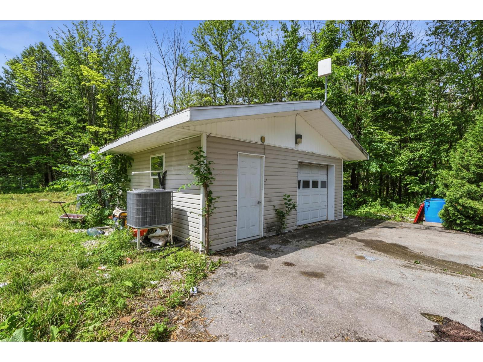 For sale: 1194 Rue Timber, Hinchinbrooke, Quebec J0S1A0 - 21706055