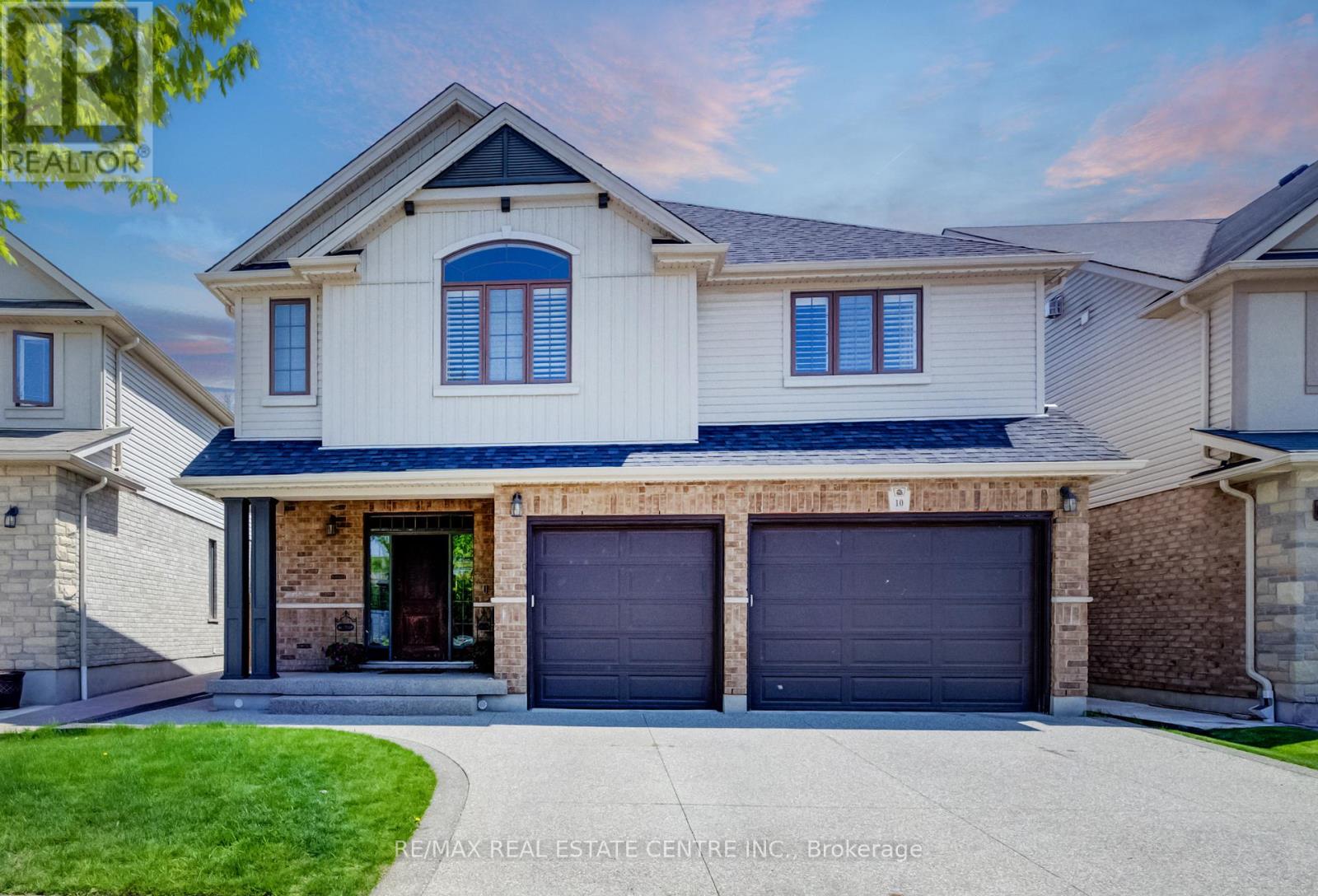 10 DEER CREEK STREET