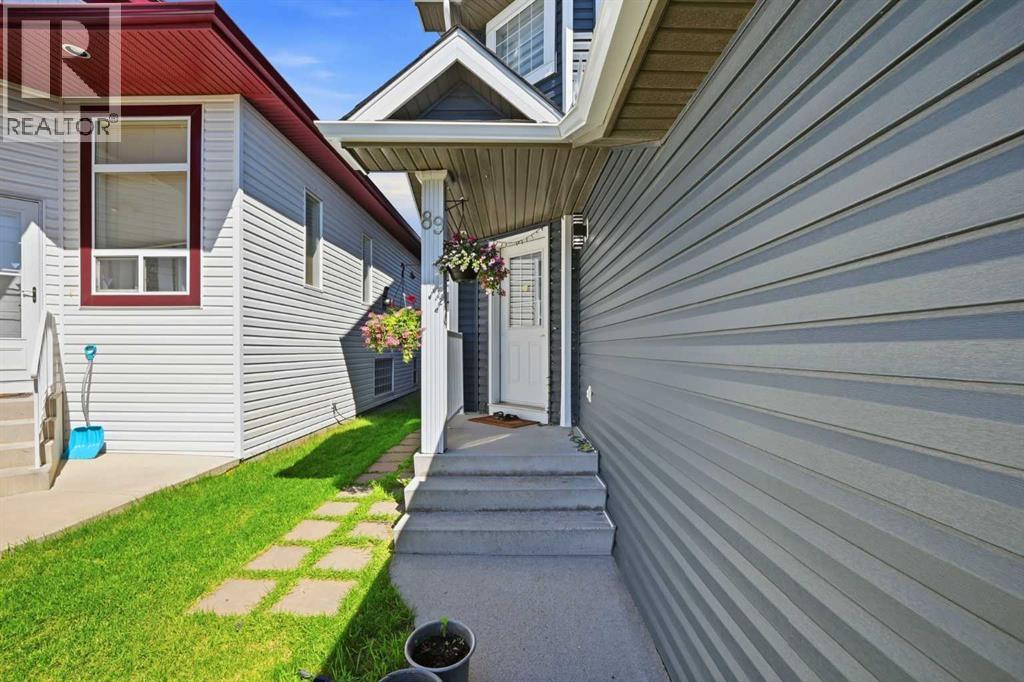 House for Sale in 89 Saddlehorn Close NE|Calgary, Alberta T3J5C6 2