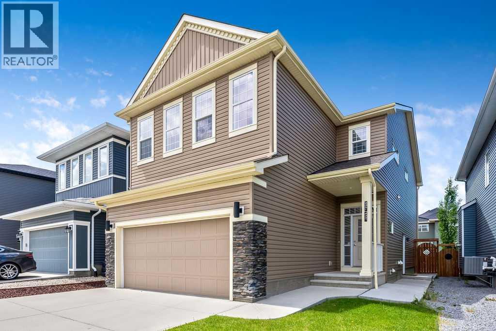 House for Sale in 435 Evansglen Drive NW|Calgary, Alberta T3P0P6