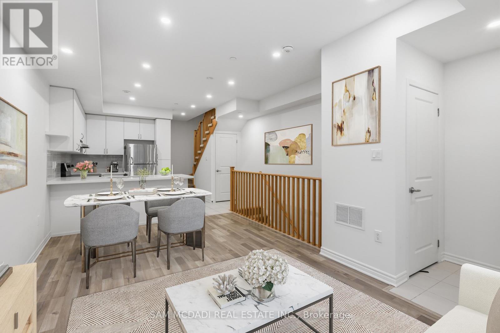 Row / Townhouse for Sale in 6 - 2285 MCNAB LANE|Mississauga (Clarkson), Ontario L5J0B3 3