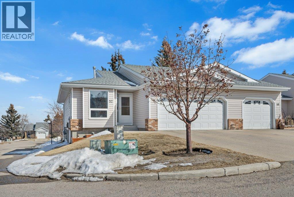 Row / Townhouse for Sale in 52 Macewan Park Heights NW|Calgary, Alberta T3K3W7 3