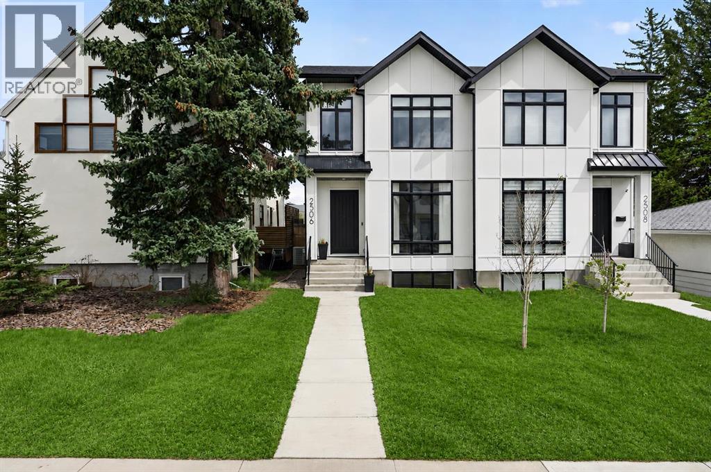 Duplex for Sale in 2506 20 Street SW|Calgary, Alberta T2T4Z3 2