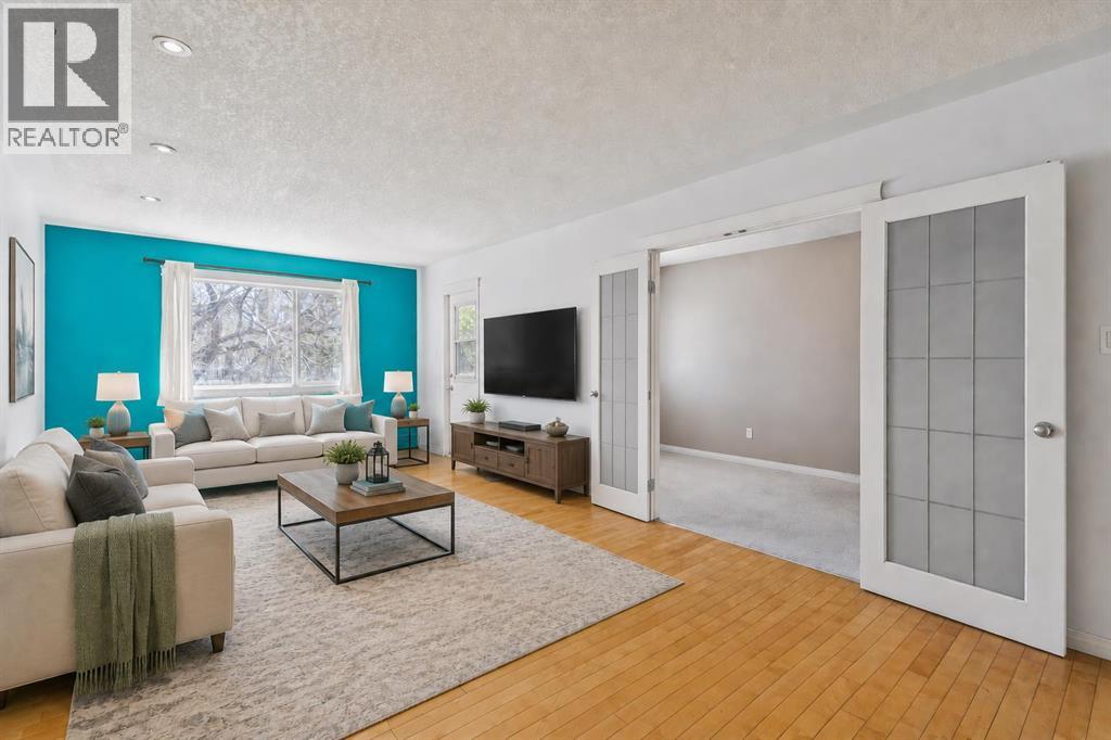 Apartment for Sale in 301, 638 Meredith Road NE|Calgary, Alberta T2E5A8 2