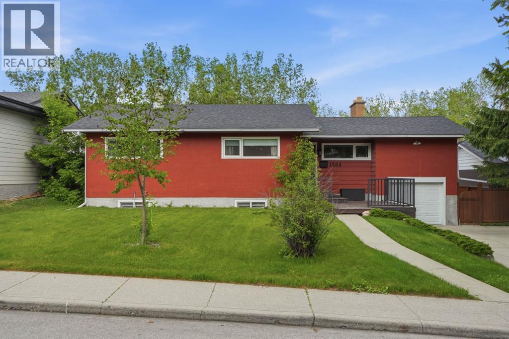 House for Sale in 1508 Windsor Street NW|Calgary, Alberta T2N3X3