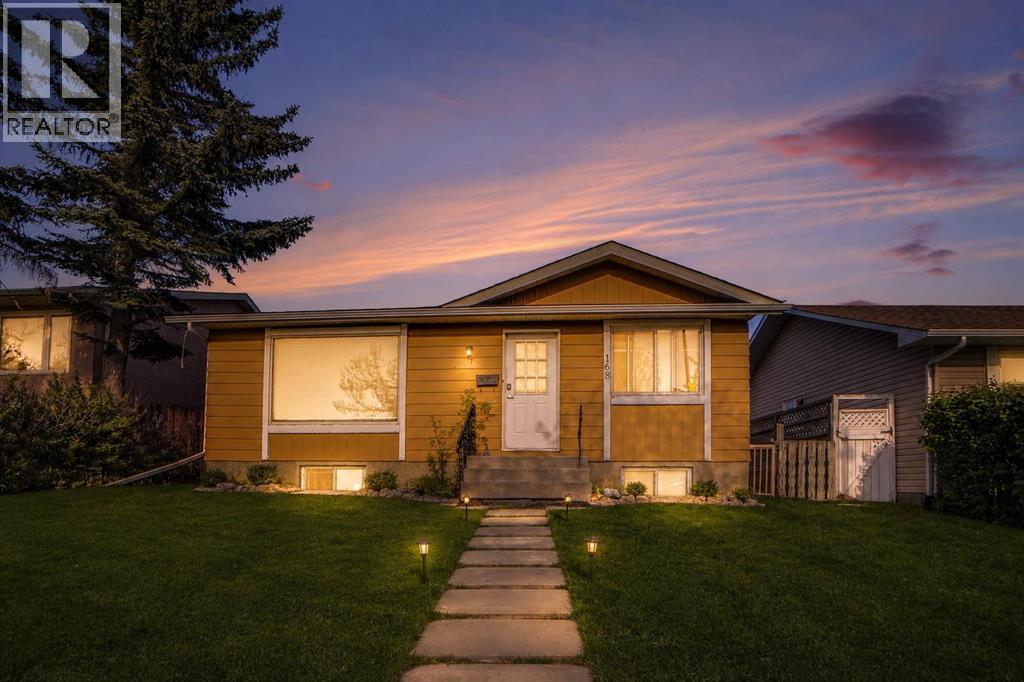 House for Sale in 168 Castlebrook Drive NE|Calgary, Alberta t3j5k2