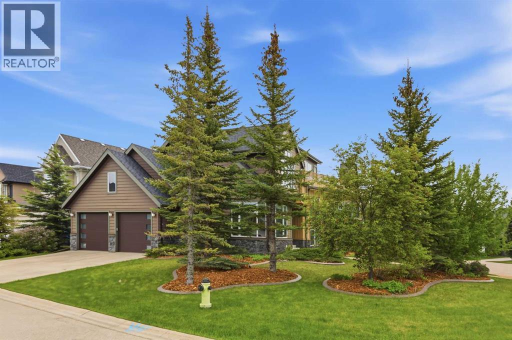 House for Sale in 361 Discovery Ridge Way SW|Calgary, Alberta T3H5S8 3