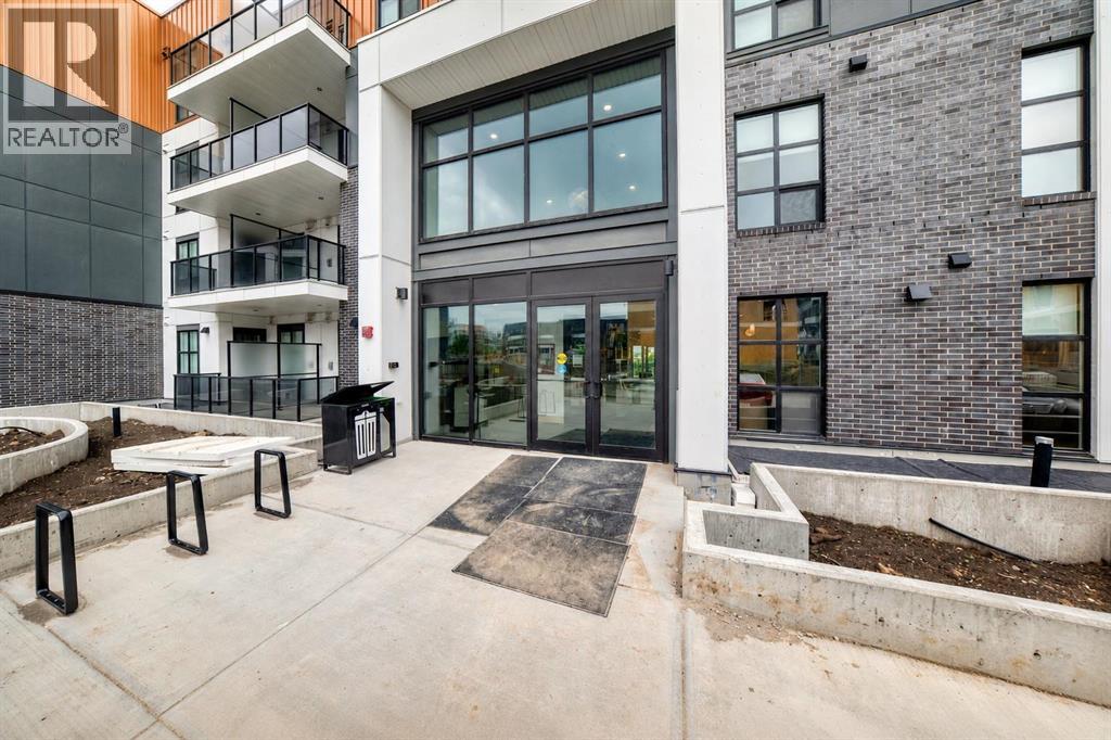 Apartment for Sale in 2305, 4270 Norford Avenue NW|Calgary, Alberta T3B6A8 3