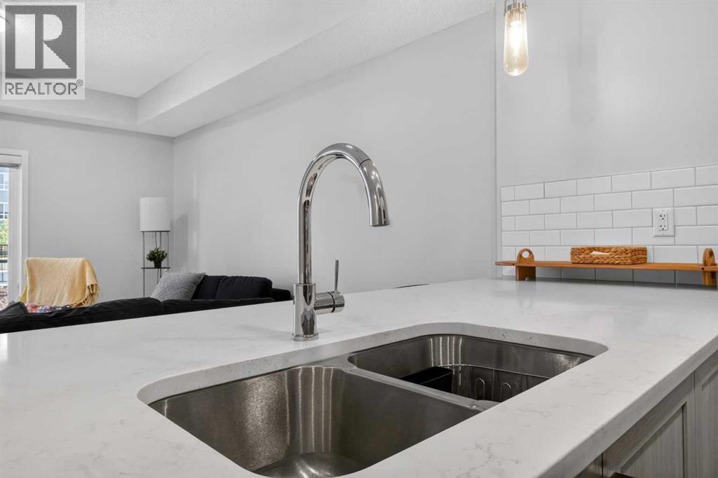 Apartment for Sale in 3119, 33 Carringham Gate NW|Calgary, Alberta T3P2H6 5