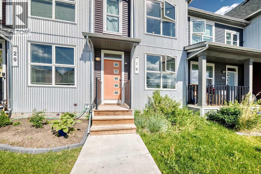 Row / Townhouse for Sale in 16 Carringvue Way NW|Calgary, Alberta T3P1K8 2