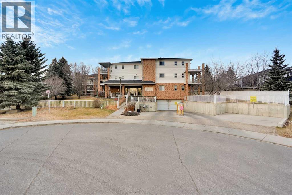 Apartment for Sale in 346, 165 Manora Place NE|Calgary, Alberta T2A7X5
