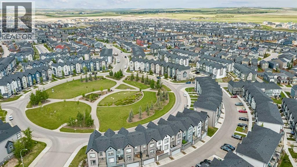 Row / Townhouse for Sale in 54 Evanscrest Manor NW|Calgary, Alberta T3P2A3 3