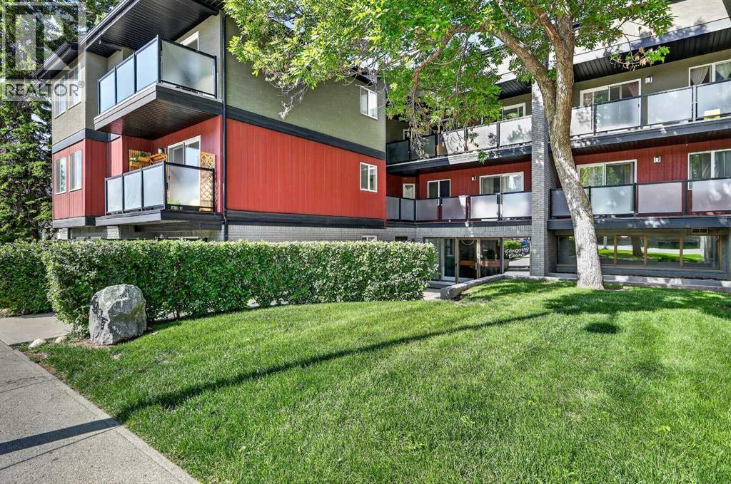 Apartment for Sale in 204, 1915 26 Street SW|Calgary, Alberta T3E2A2 5