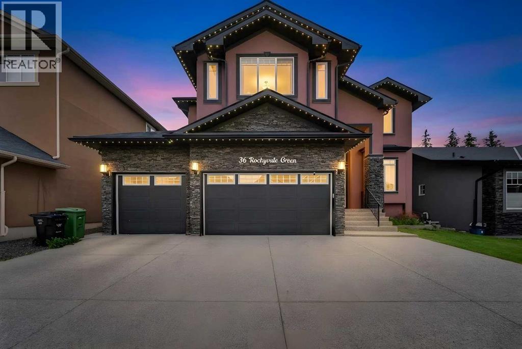 House for Sale in 36 Rockyvale Green NW|Calgary, Alberta T3G0E3