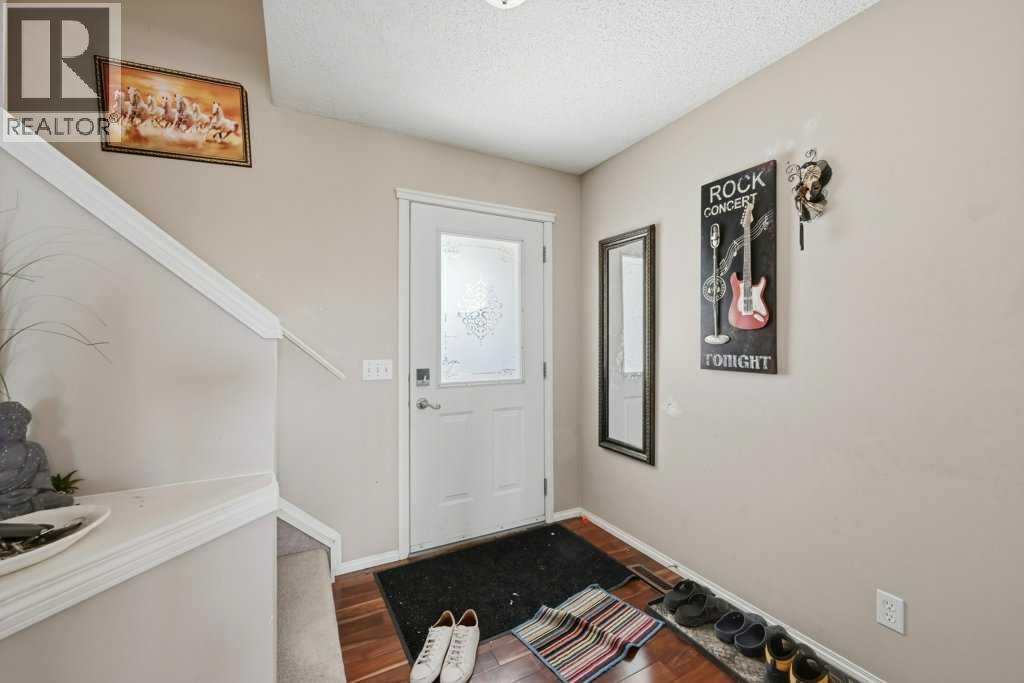 House for Sale in 86 Saddlecrest Close NE|Calgary, Alberta T3J5B6 4