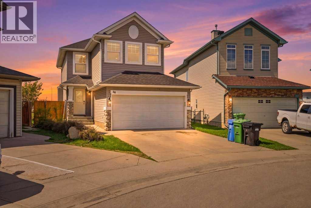 House for Sale in 86 Saddlecrest Close NE|Calgary, Alberta T3J5B6