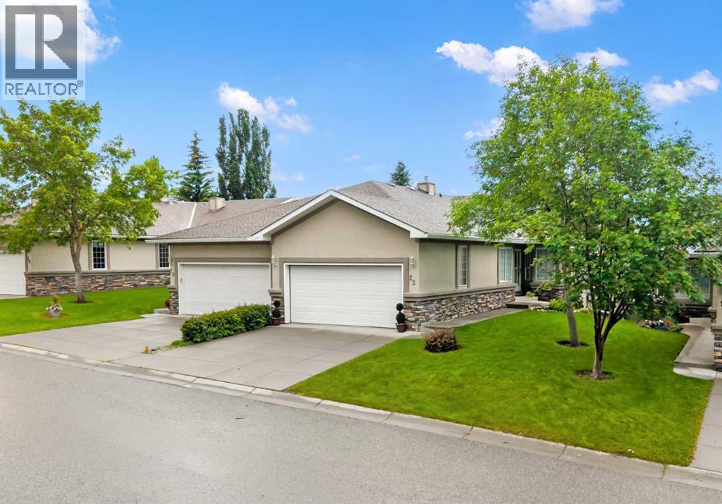 Duplex for Sale in 22 Mt Mckenzie Villas SE|Calgary, Alberta T2Z2P9