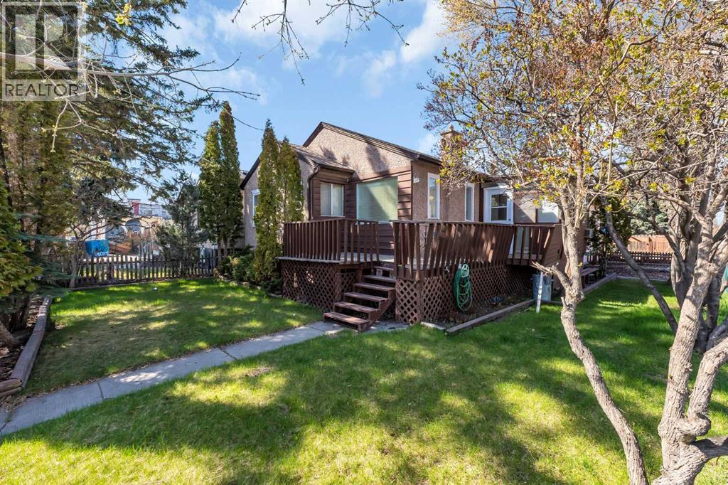 House for Sale in 426 8 Avenue NE|Calgary, Alberta T2E0R2 4