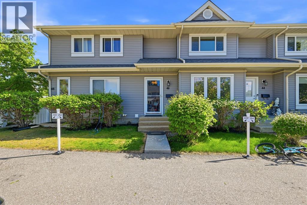 Row / Townhouse for Sale in 46 Falconer Terrace NE|Calgary, Alberta T3J1W4 2