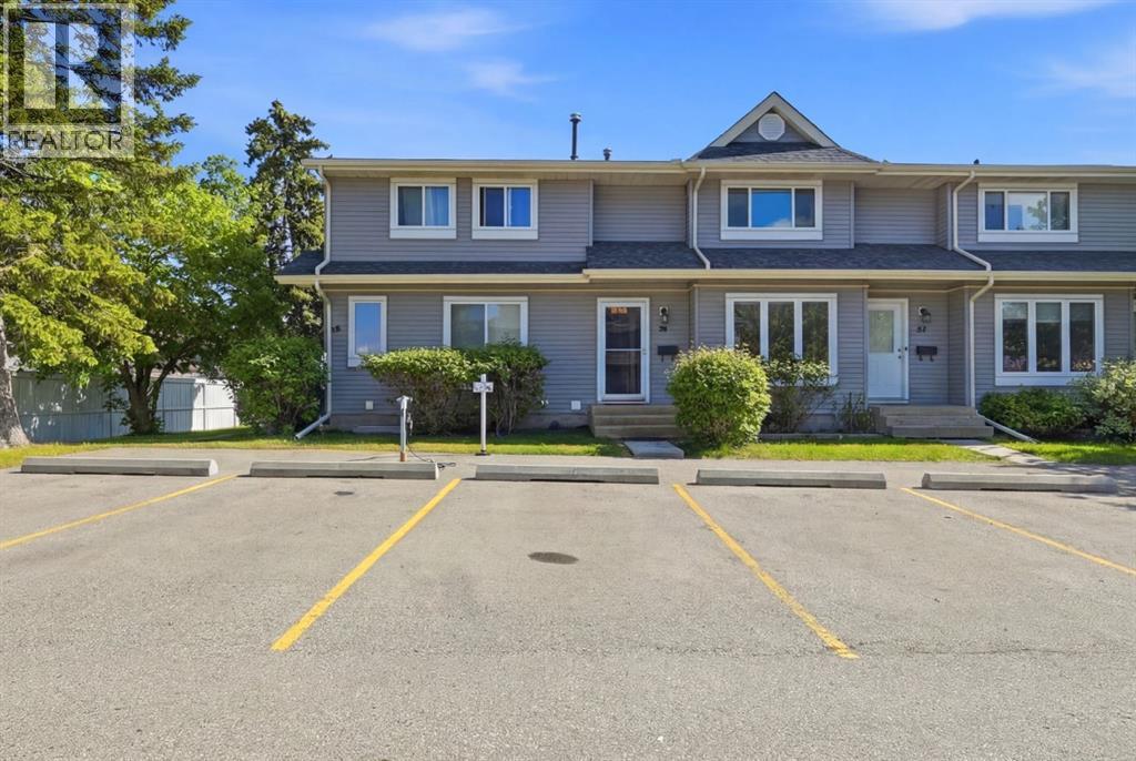 Row / Townhouse for Sale in 46 Falconer Terrace NE|Calgary, Alberta T3J1W4