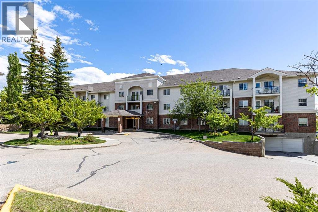 Apartment for Sale in 2111, 928 Arbour Lake Road NW|Calgary, Alberta T3G5T2
