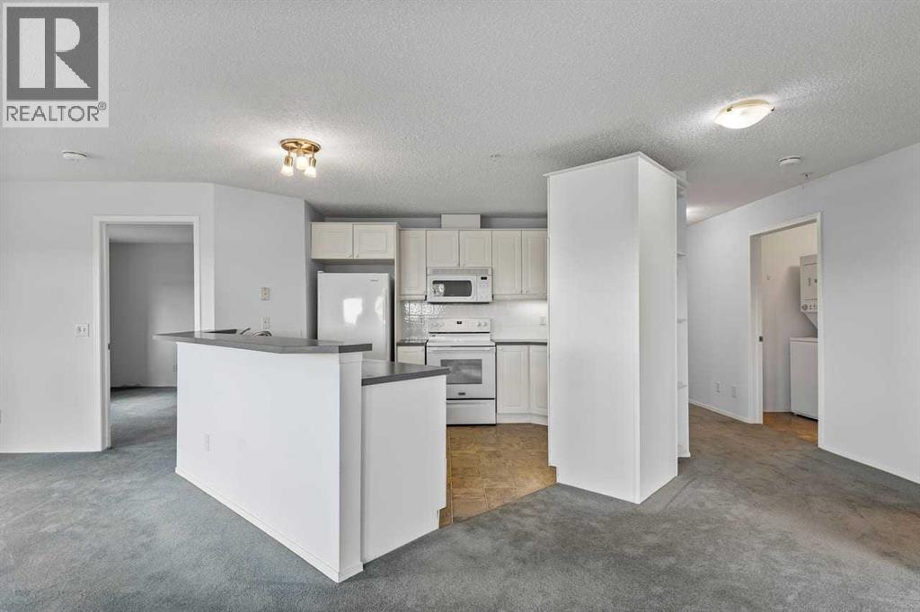 Apartment for Sale in 2111, 928 Arbour Lake Road NW|Calgary, Alberta T3G5T2 4