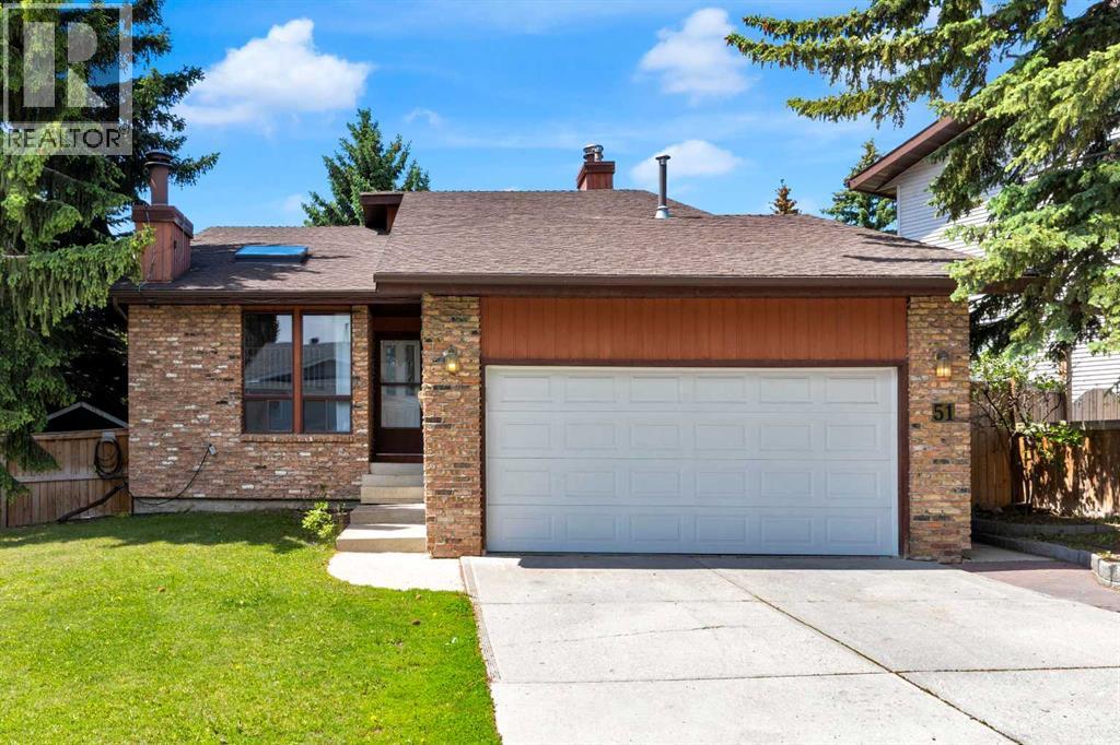 House for Sale in 51 Ranchridge Drive NW|Calgary, Alberta T3G1V9
