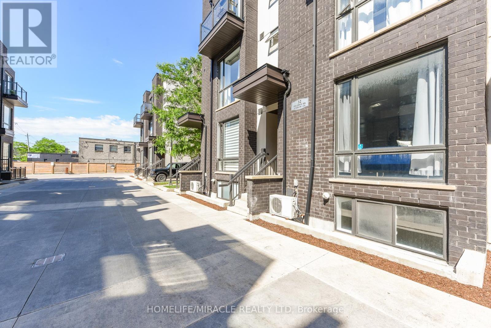Row / Townhouse for Sale in 122 - 32 FIELDWAY ROAD|Toronto (Islington-City Centre West), Ontario M8Z0E3 4