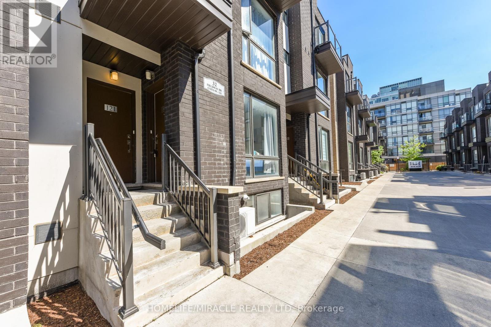 Row / Townhouse for Sale in 122 - 32 FIELDWAY ROAD|Toronto (Islington-City Centre West), Ontario M8Z0E3 3