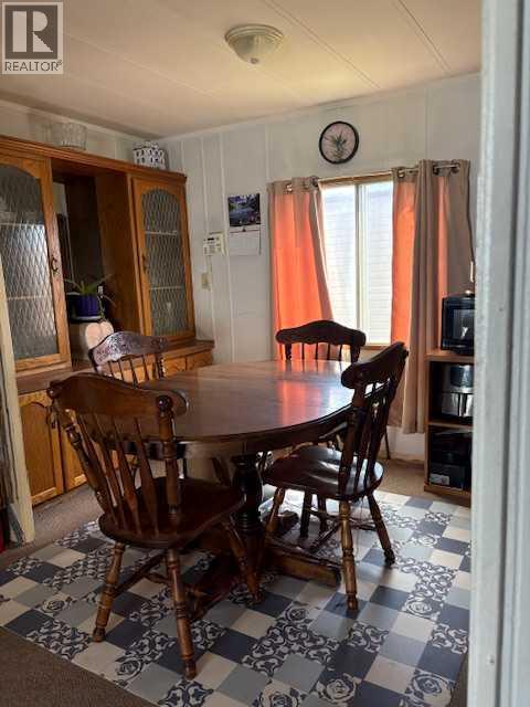 Mobile Home for Sale in 302, 6220 17 Avenue|Calgary, Alberta T2A0W6 5