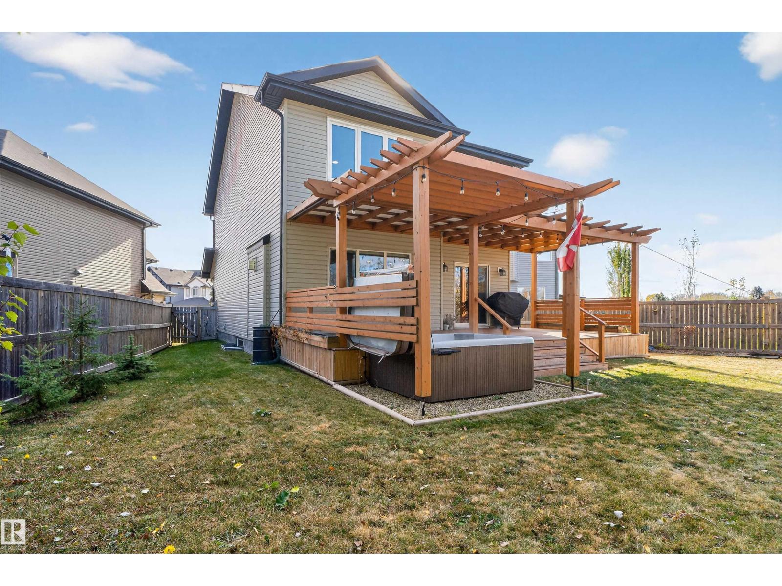 For sale: 1772 33B ST NW, Edmonton, Alberta T6T0P3 - E4494878