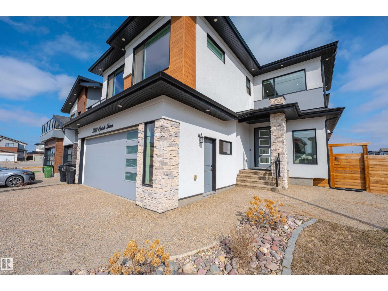 For sale: 3130 KOSTASH GR SW, Edmonton, Alberta T6W1A5 - E4494885