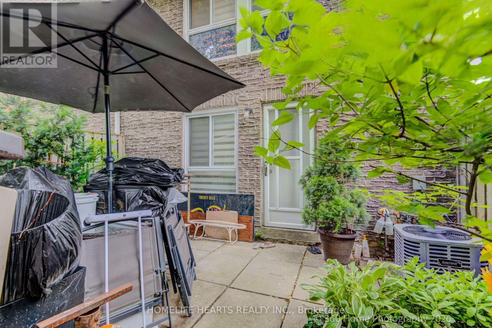 Row / Townhouse for Sale in 32 - 625 RATHBURN ROAD|Toronto (Eringate-Centennial-West Deane), Ontario M9C3T5 3