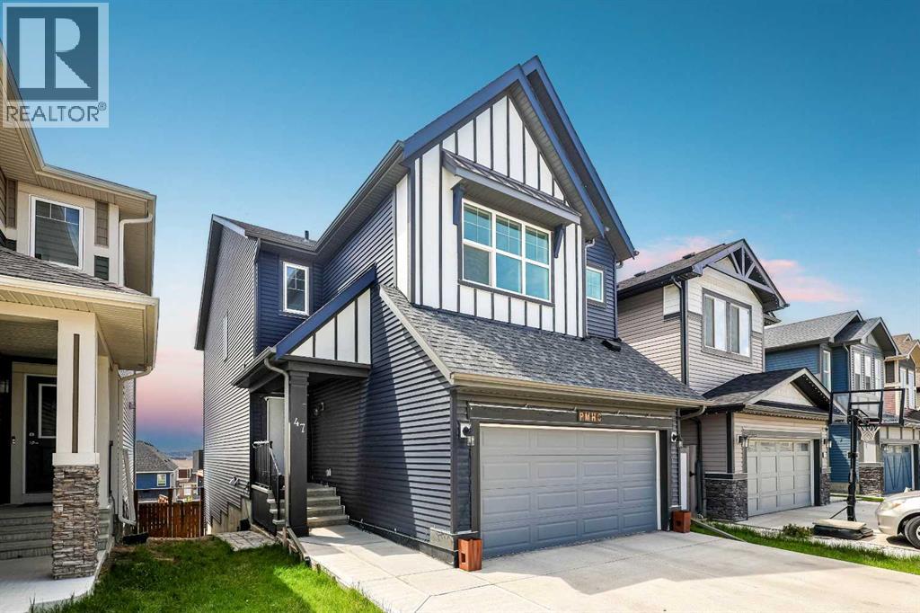 House for Sale in 47 Lucas Terrace NW|Calgary, Alberta T3P1P9