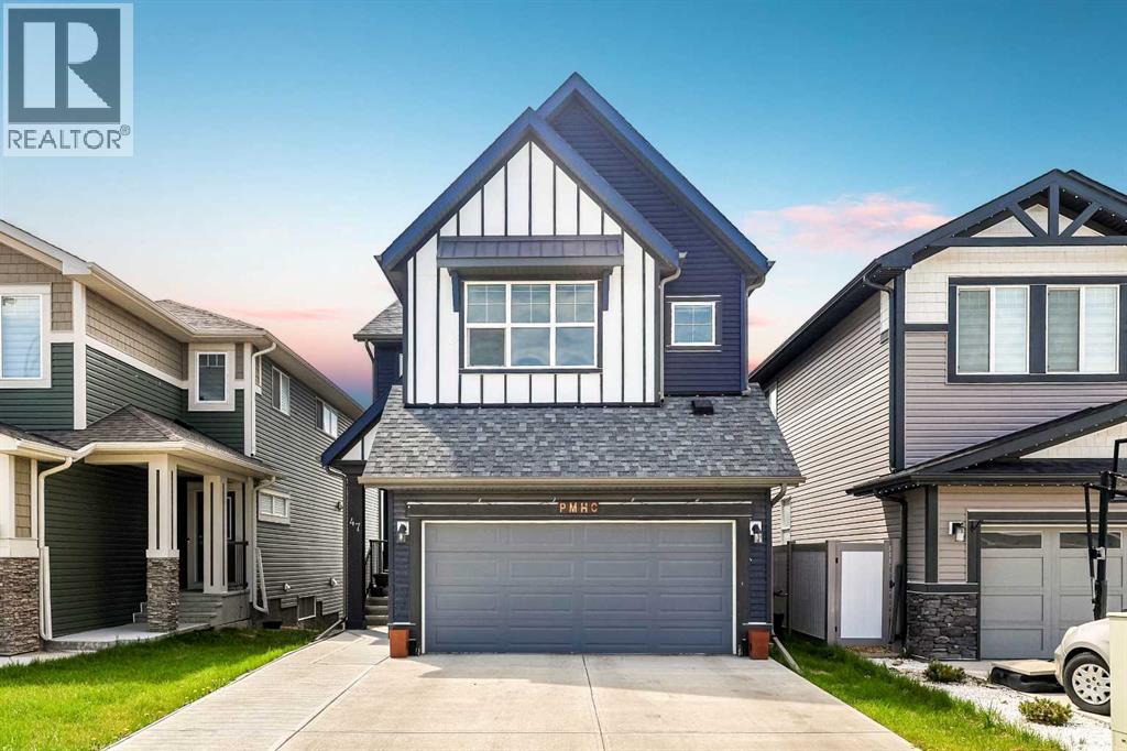 House for Sale in 47 Lucas Terrace NW|Calgary, Alberta T3P1P9 2