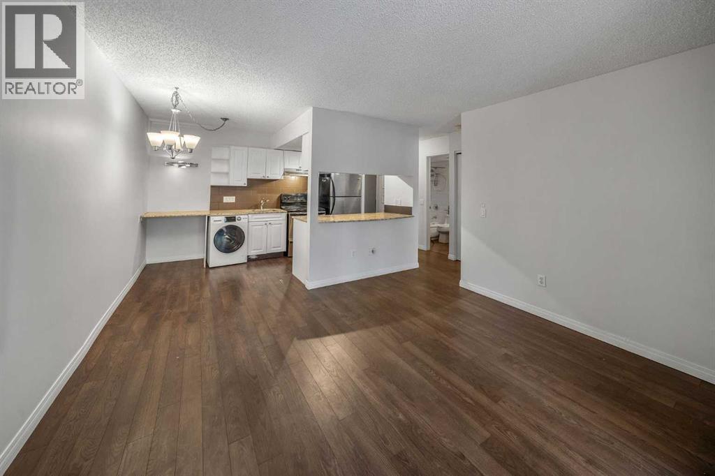 Apartment for Sale in 205, 305 25 Avenue SW|Calgary, Alberta T2S0L3 3