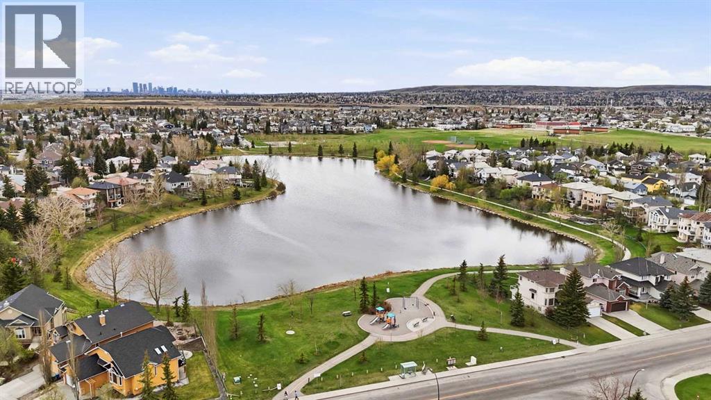 House for Sale in 212 Harvest Wood Way NE|Calgary, Alberta T3K3X7 4