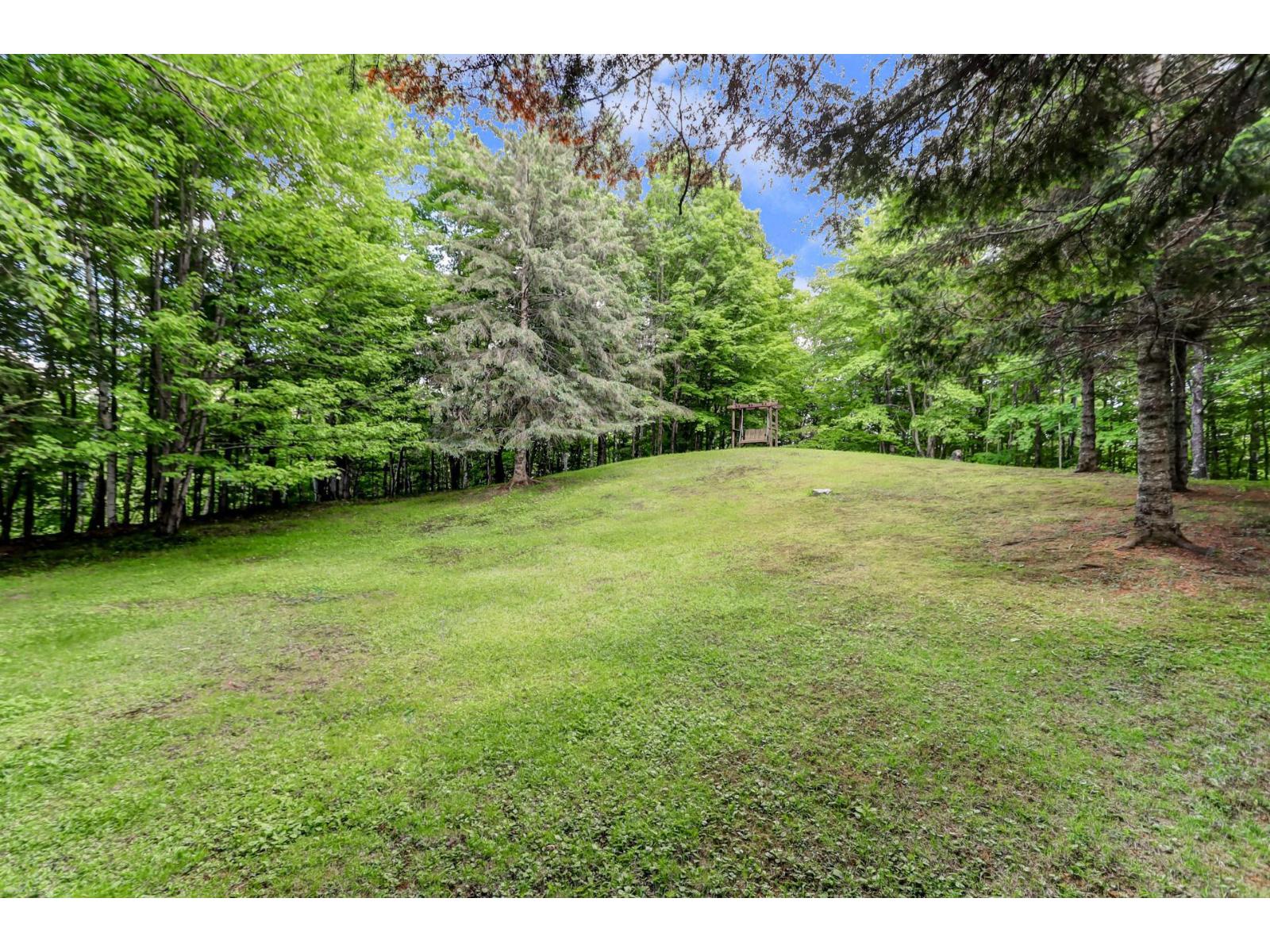 For sale: Rue de l'Arc-en-Ciel, Lac-des-Seize-Îles, Quebec J0T1Y1