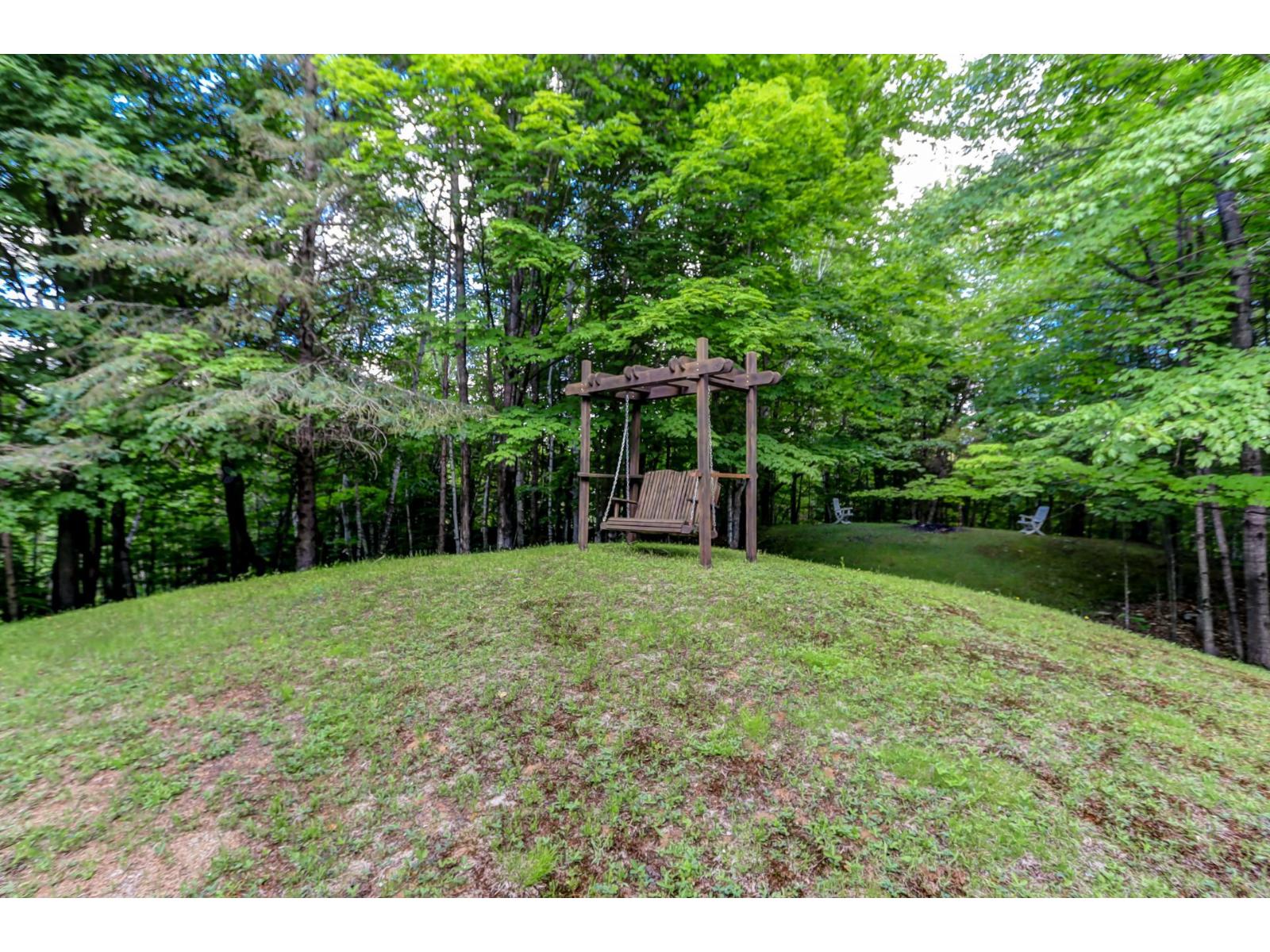 For sale: Rue de l'Arc-en-Ciel, Lac-des-Seize-Îles, Quebec J0T1Y1