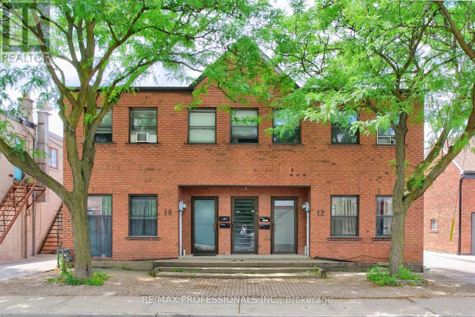 10-12 SNIDER AVENUE · Fourplex, Toronto