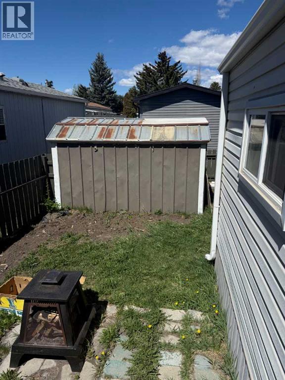 Mobile Home for Sale in 262, 3223 83 Street NW|Calgary, Alberta T3B5N5 3