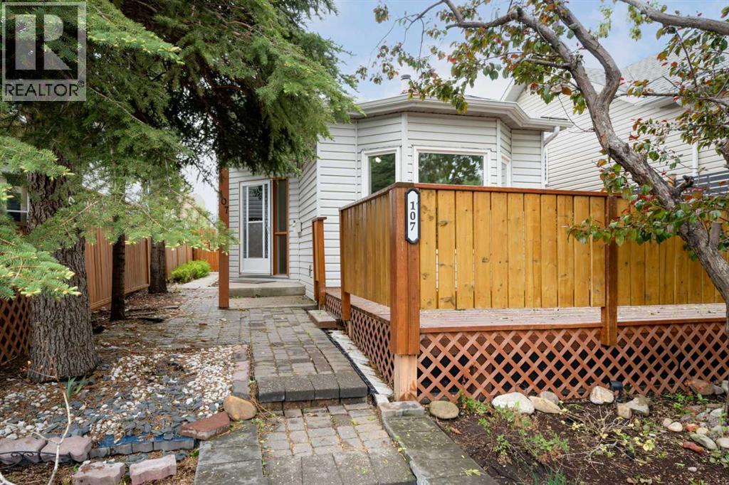 House for Sale in 107 Tararidge Close NE|Calgary, Alberta T3J2P1