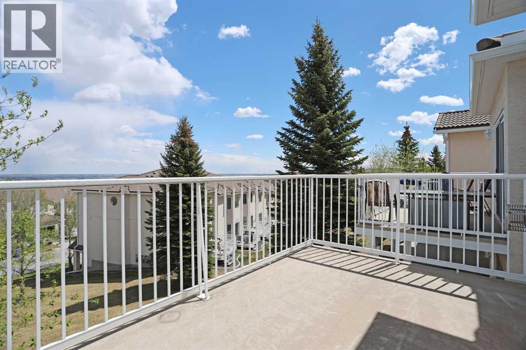 Row / Townhouse for Sale in 78 Hamptons Link NW|Calgary, Alberta T3A5V9 3
