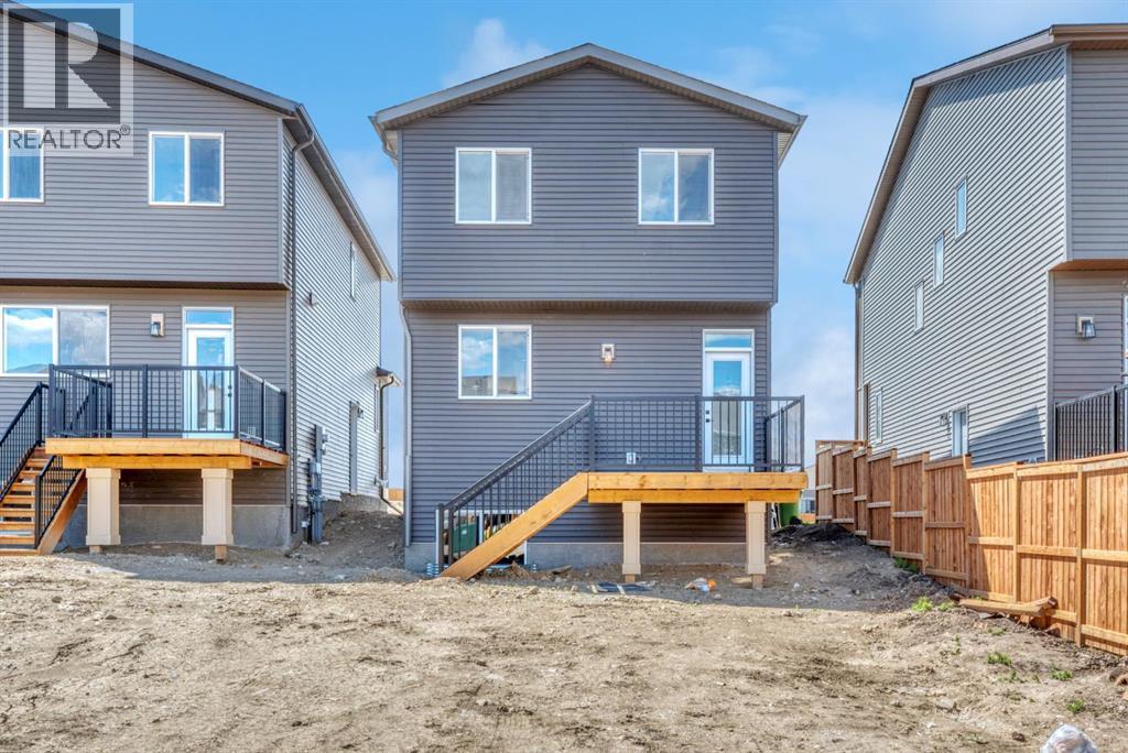 House for Sale in 28 Mitchell Way NW|Calgary, Alberta T3R2G2 4