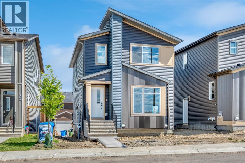 House for Sale in 28 Mitchell Way NW|Calgary, Alberta T3R2G2
