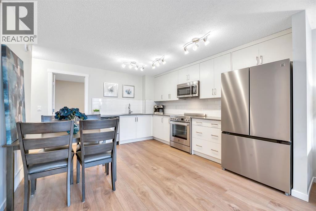 Row / Townhouse for Sale in 314 Cranbrook Square SE|Calgary, Alberta T3M3E3