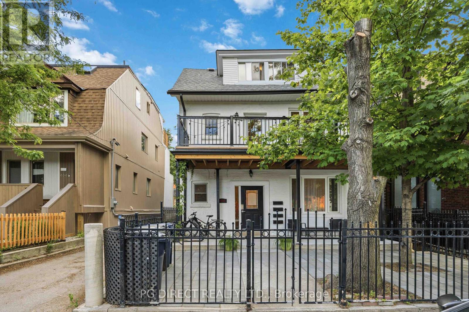 486 MONTROSE AVENUE · Fourplex, Toronto