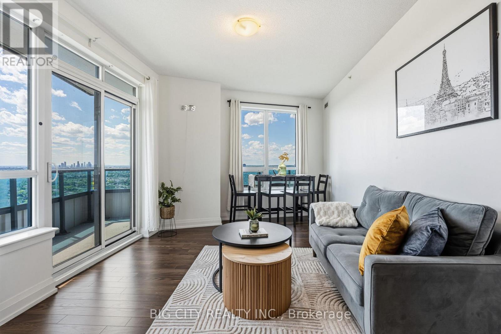 Photo 12 of 7161 Yonge Street, Unit 2425