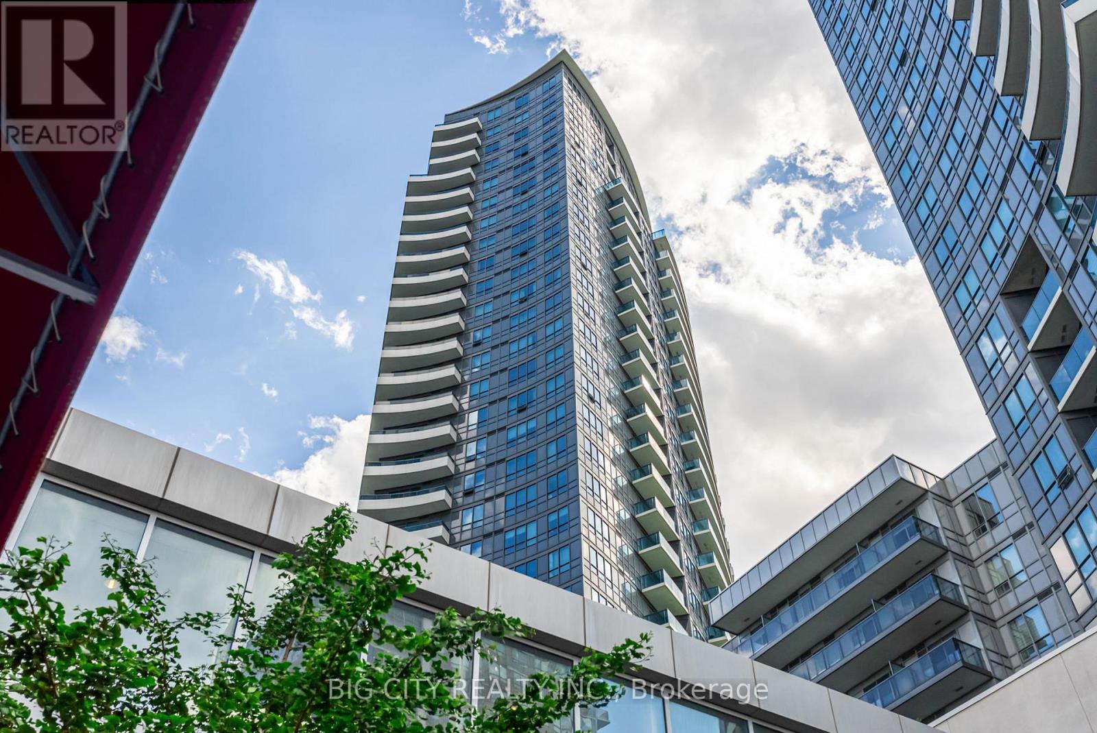 Photo 6 of 7161 Yonge Street, Unit 2425