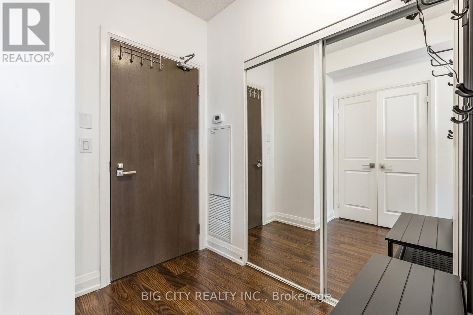 Photo 9 of 7161 Yonge Street, Unit 2425